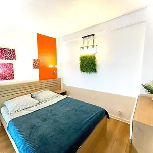 Centre Ville, Place De La Liberté Appartement